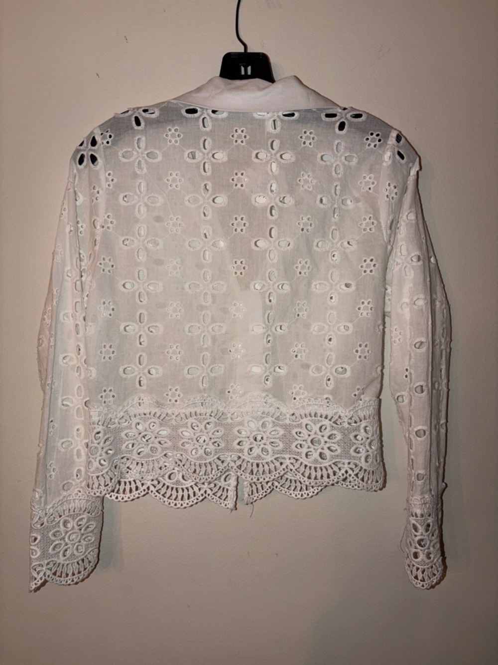 Pastel White Eyelet Lace Button Down Shirt – Size Small 🤍 NWT - Picture 6 of 6